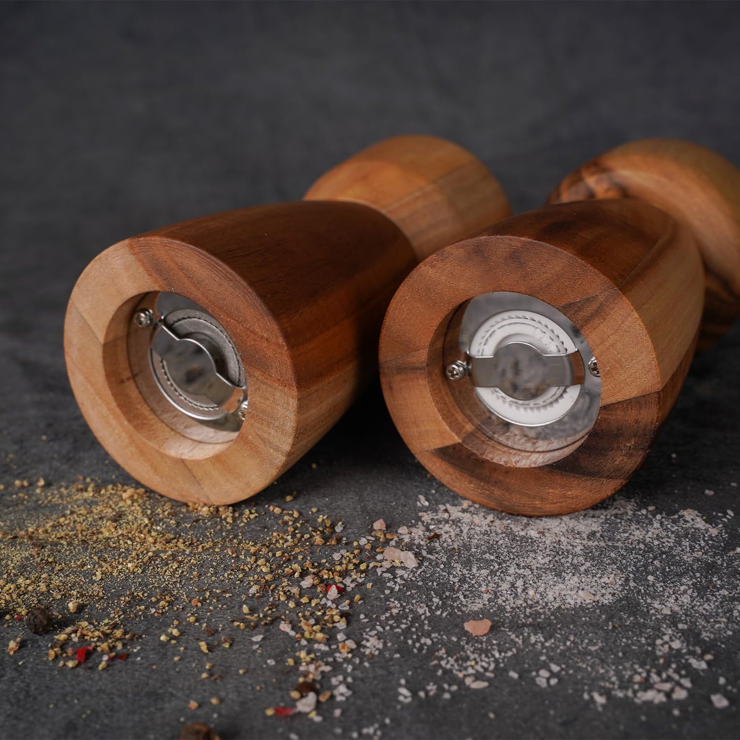DeroTeno Salt and Pepper Grinder Set with Tray, Adjustable Ceramic Grinder Salt Mill, Stainless Steel Grinder Pepper Mill, Acacia Wood, 5 inch /14cm Height, Bottom Dia 2.36inch/6cm (Tray is Included)
