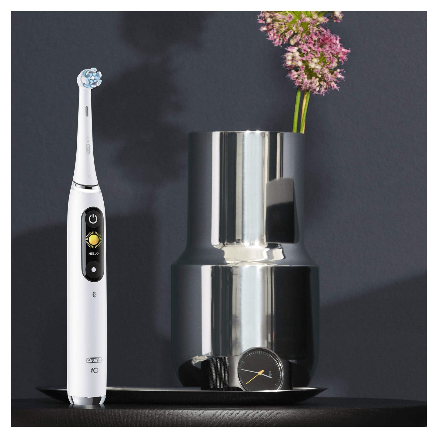 Oral-B iO Series 9 Electric Toothbrush, 7 Cleaning Modes for Dental Care, Magnetic Technology, 3D Tooth Surface Analysis, Colour Display, Charging Travel Case, Gift for Man/Woman, White Alabaster