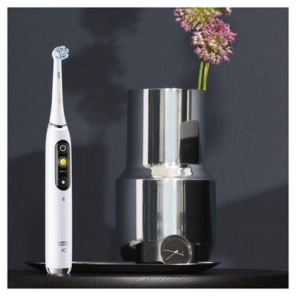 Oral-B iO Series 9 Electric Toothbrush, 7 Cleaning Modes for Dental Care, Magnetic Technology, 3D Tooth Surface Analysis, Colour Display, Charging Travel Case, Gift for Man/Woman, White Alabaster
