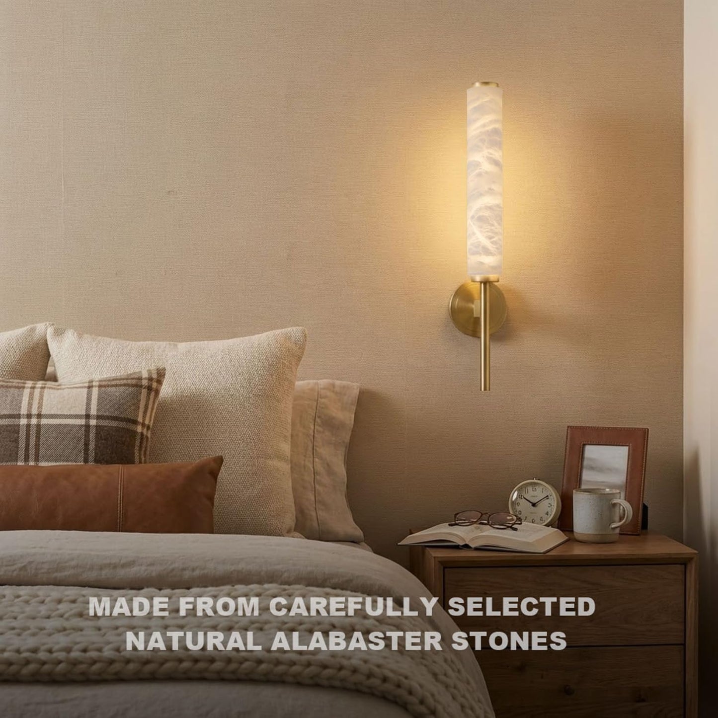 DZQWLL Alabaster Wall Sconce, Modern 18.5" Marble Wall Lamp, Bathroom Vanity Wall Light Fixtures, Brushed Brass Wall Lamp for Bedroom Mirror Living Room Bedside 8W Warm White Glow