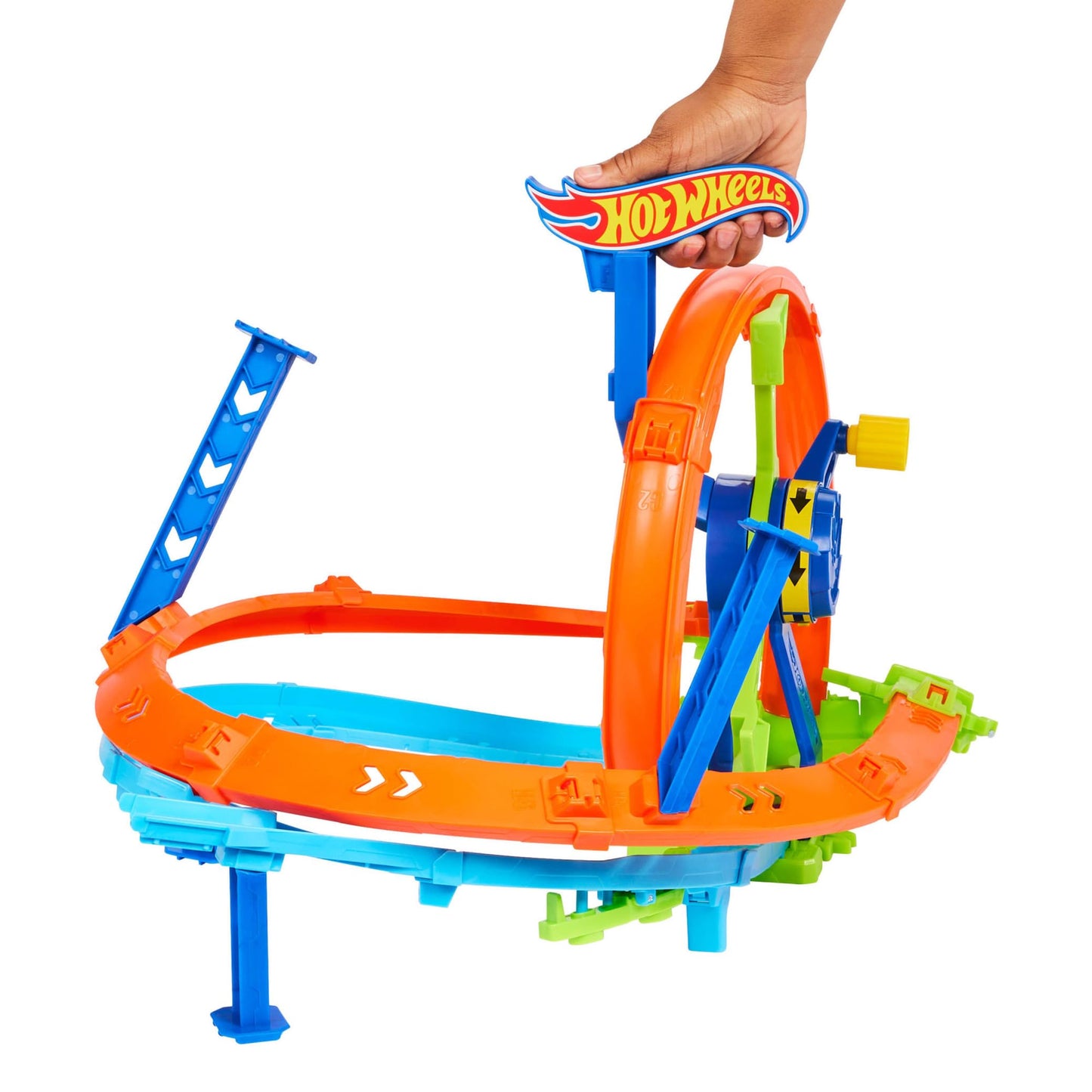 Hot Wheels Toy Car Track Set, Launch and Loop Playset & 1:64 Scale Die-Cast Vehicle, Crash Area on Figure 8 Track with Loop-Kicker Booster, JBX65