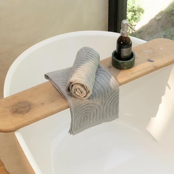 KIBAGA Decorative Hand Towels for Your Bathroom Or Kitchen – Luxurious Set of 2
