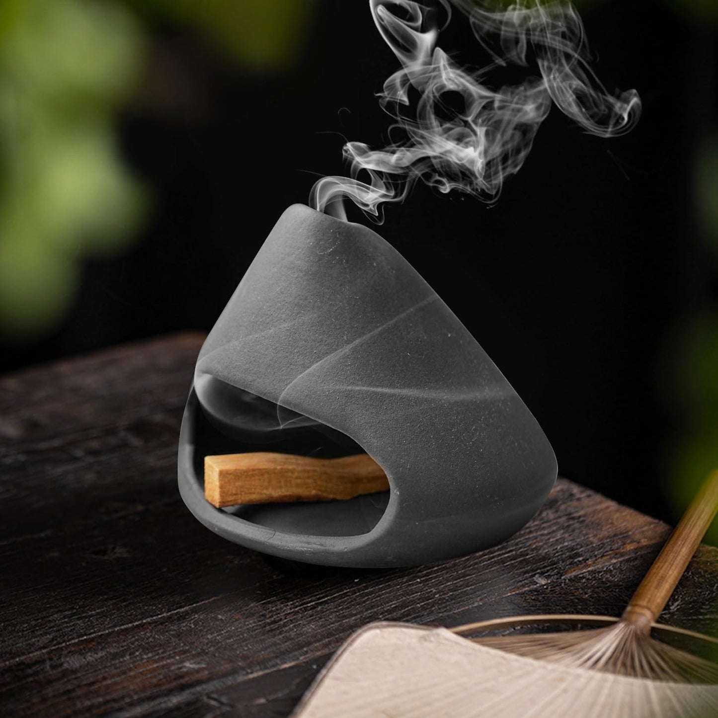 MrMrKura Palo Santo Holder Ceramic Incense Burner Holder Sage Holder for Burning, Ash Catcher Mini Chiminea Unique Home Decor for Meditation/Yoga (Black)