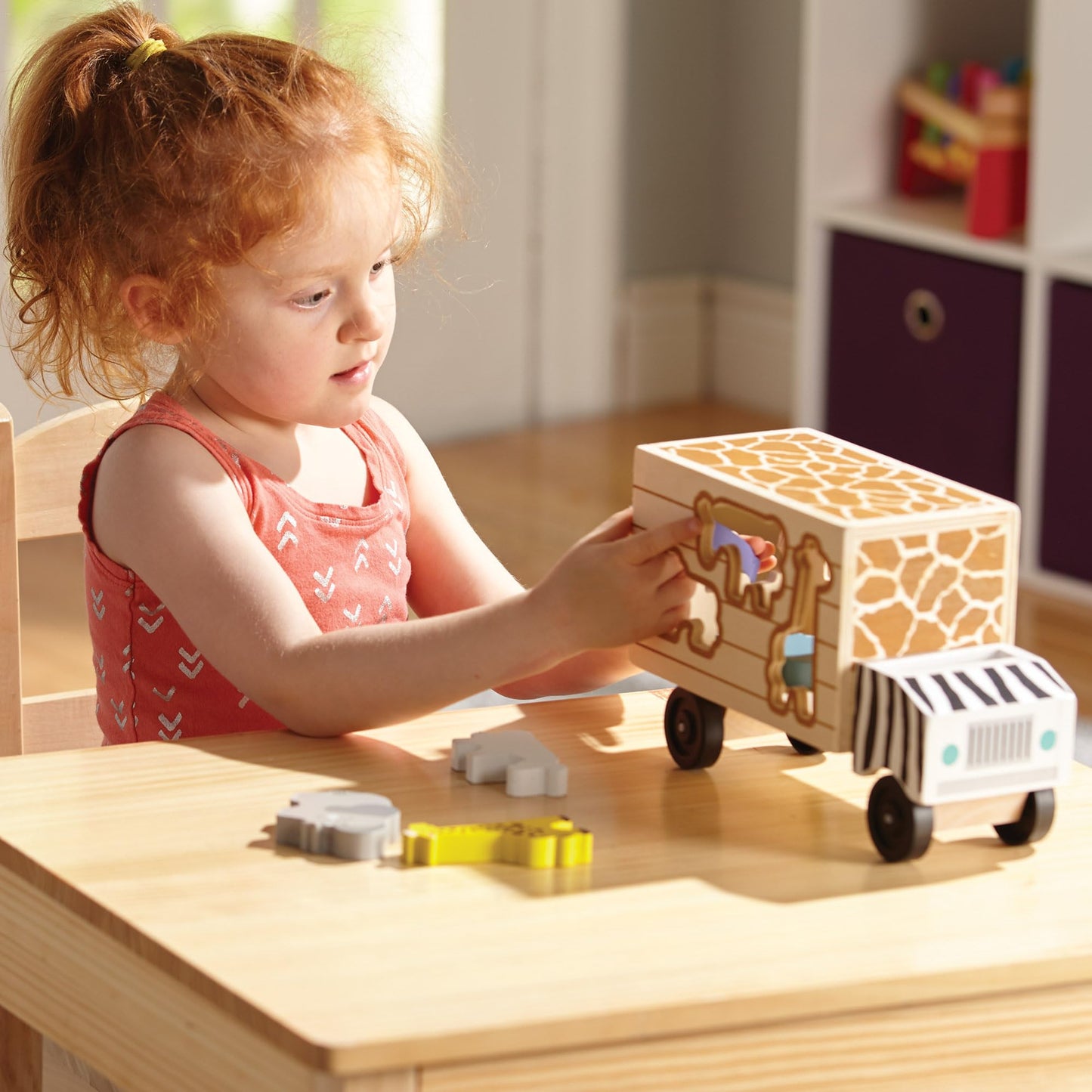 Melissa & Doug Wooden Shape Sorter Rescue Truck | Animal Puzzle Toy for Toddlers, Early Learning Play Set | Age 2+