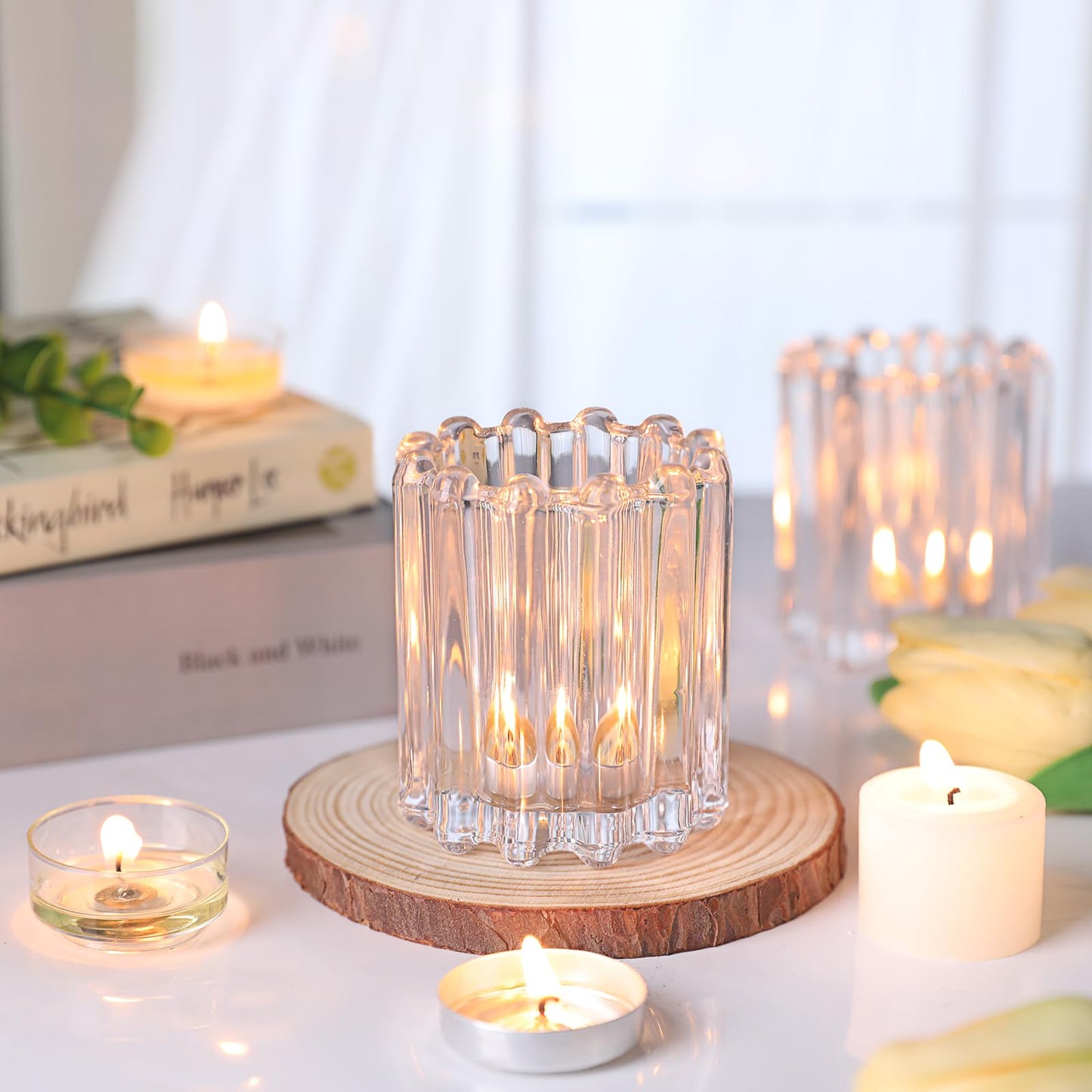 HAVITI Glass Clear Votive Candle Holder, Ribbed Votive Candle Holders Set of 6, Tealight Candle Holder for Wedding Centerpieces Dinner Party Table Decor