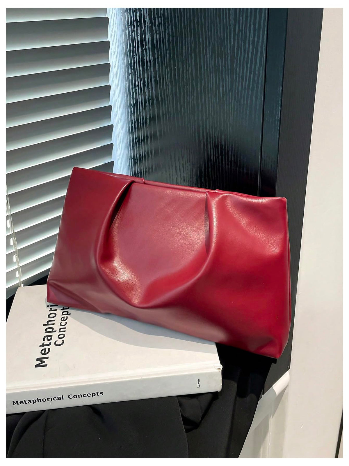 OYOANGLE Women's PU Leather Clutch Purses Small Zipper Ruched Minimalist Handbag Burgundy One Size