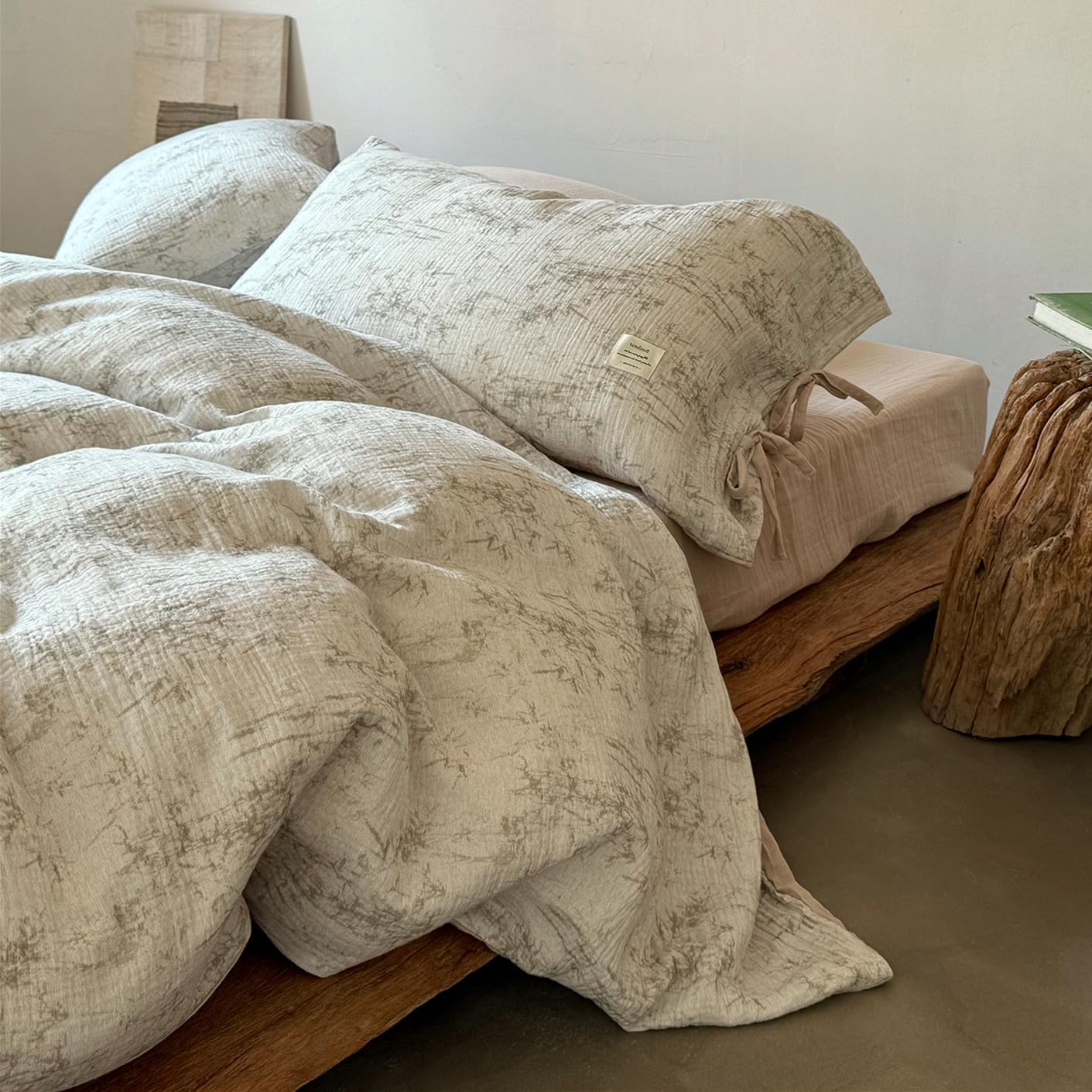 VM VOUGEMARKET Double Gauze Crinkled Cotton Duvet Cover Set Queen,Rustic Beige Ink Bamboo Botanical Print Duvet Cover with Romantic Bow Ties