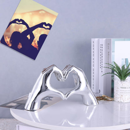Silver Heart Hands Sculpture , Love Centerpieces Aesthetic Statue and Sculpture Living Room Bedroom Bookshelf Coffe Table Boho Wedding Accents Decorations, Knick Knacks Home Decor for Shelves para