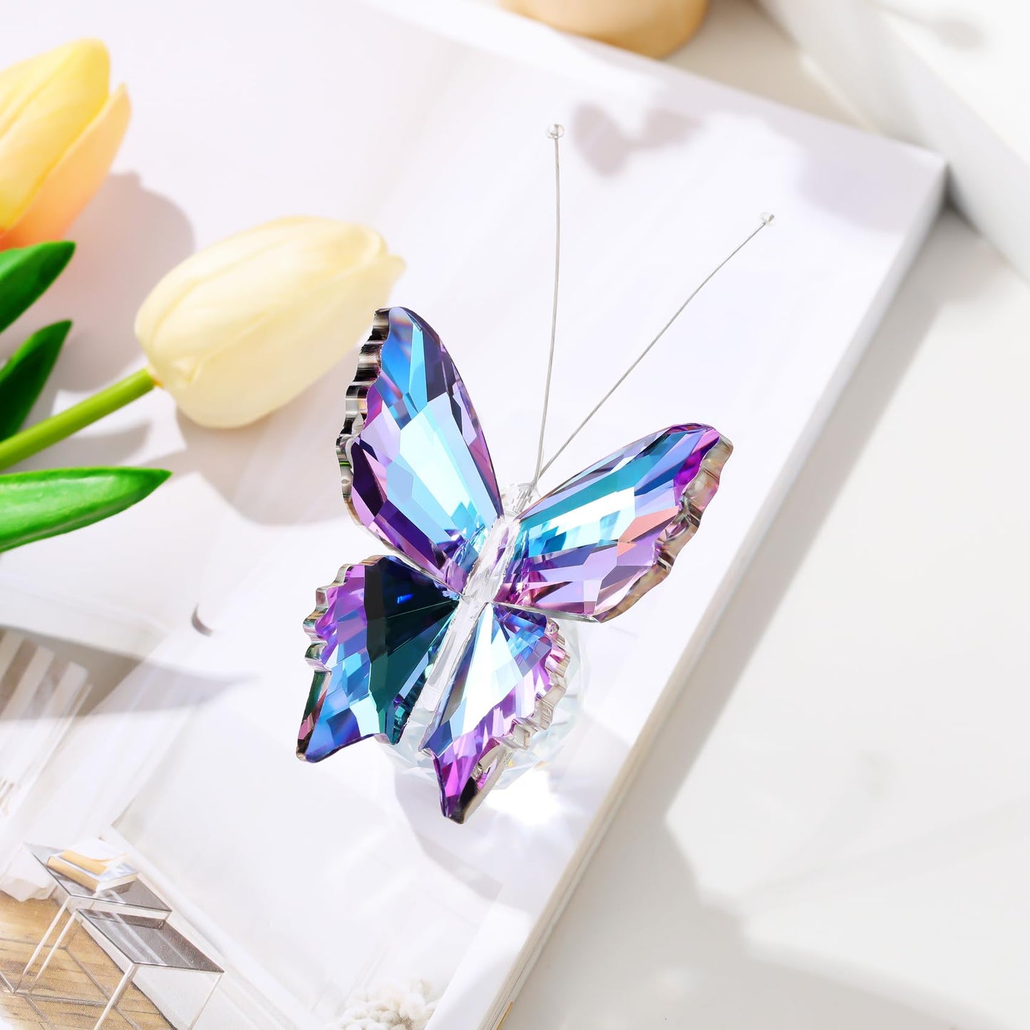 YWHL Light Purple Crystal Butterfly Figurine Decor, Glass Butterfly Gifts for Women with Base, Animal Collectible Statue Ornament for Home Office