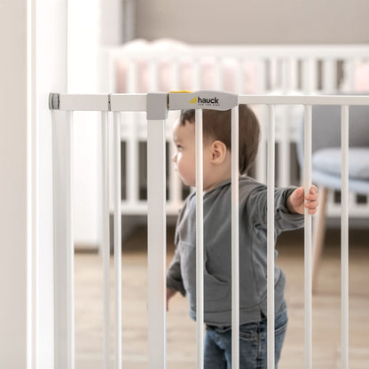 hauck Safety Gate for Doors and Stairs Open N Stop KD incl. 9 cm Extension / Pressure Fit / 84 - 89 cm Large / Metal / White