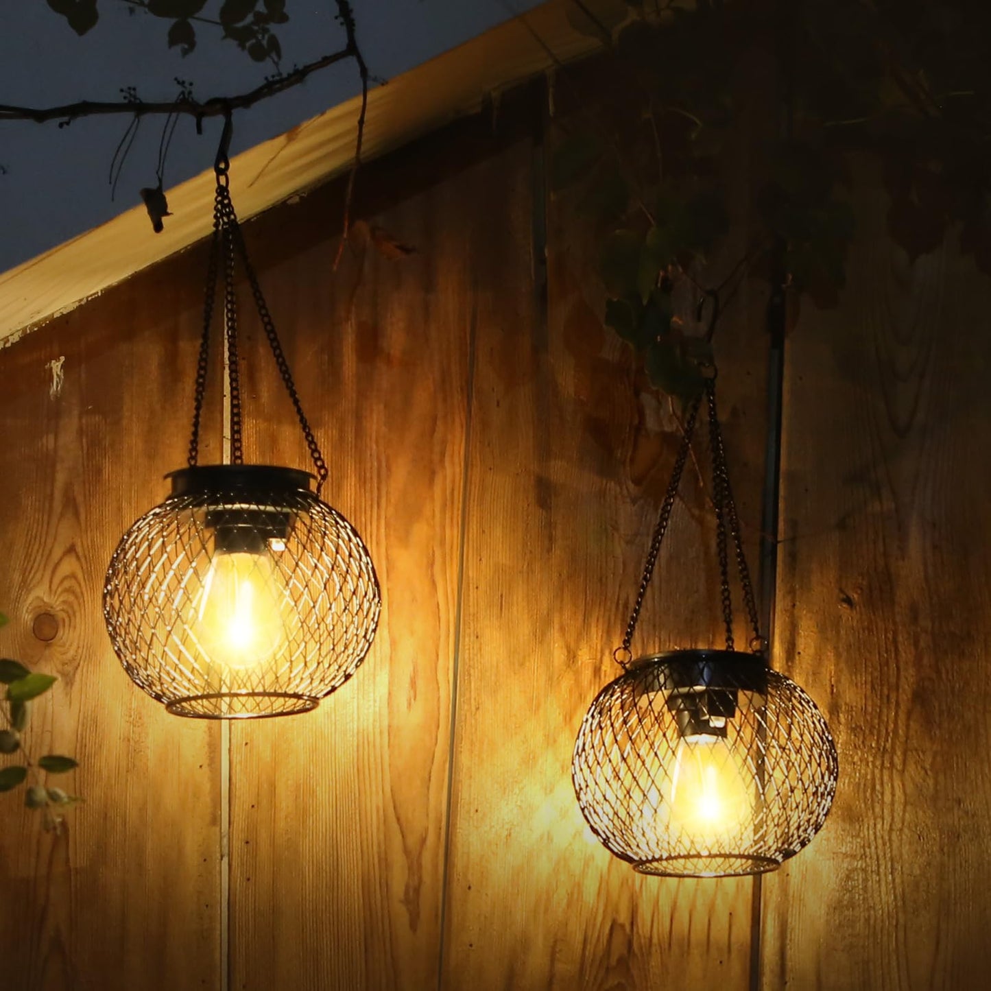 KagoLing Solar Lanterns, 2 Pack Solar Lantern Outdoor Garden with IP65 Waterproof Hanging Lights Auto On Off Metal Yard Art Garden Lights for Patio Lawn Table Fence Ornaments Warmwhite
