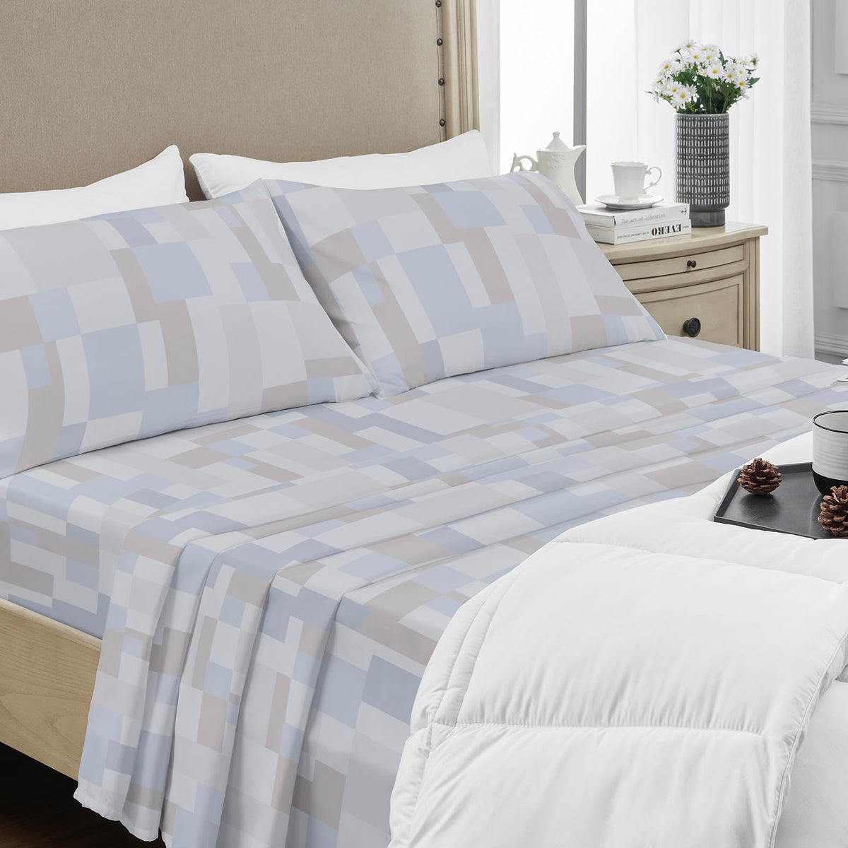 YIYEA King Size Sheets Set, Premium Double Brushed Microfiber Bed Sheet Set for All Season, Soft Breathable, 16" Deep Pocket, Shrinkage and Fade Resistant, 4PC, King