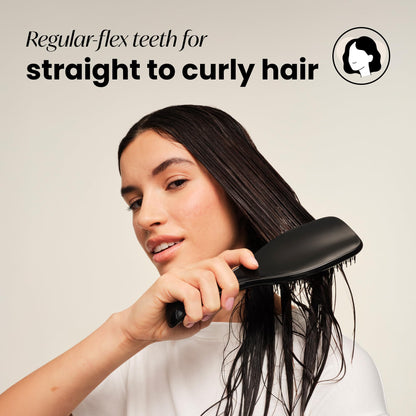 Tangle Teezer Large Ultimate Detangler Hairbrush - For Wet & Dry Hair - Detangling Brush for Thick, Curly & Long Hair - Two-Tiered Teeth Reduce Breakage & Eliminate Knots - Large Paddle - Black Gloss