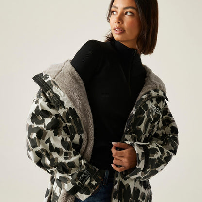 Regatta Outdoor Active Unisex Waterproof Changing Robe - True Leopard Print - SM