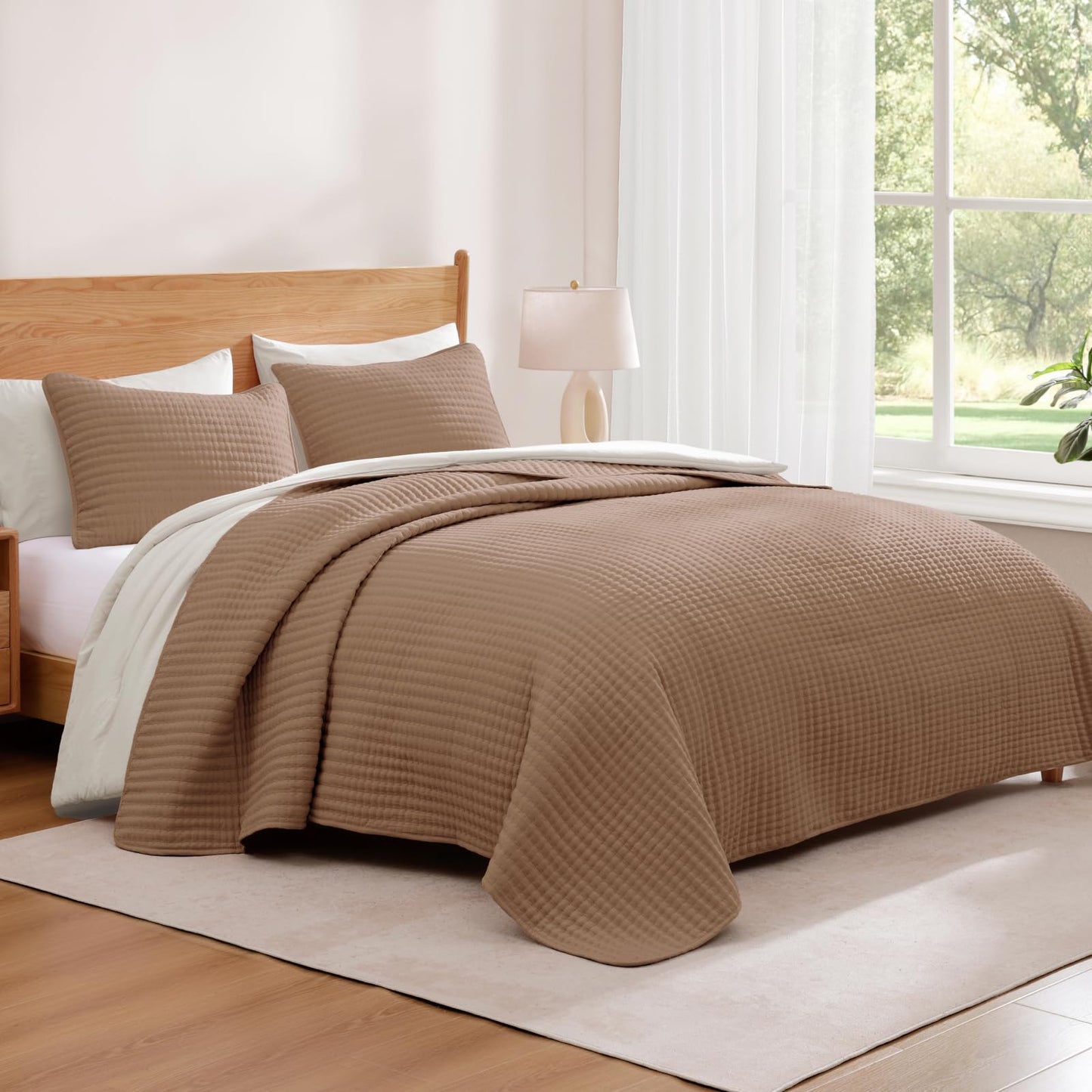 WRENSONGE Queen Quilt-3 Pieces Lightweight Bedspreads Light Brown Queen Size Quilt Bedding Set for All Seasons, Soft Summer Blanket with 2 Pillow Shams Suitable for Bed, Couch