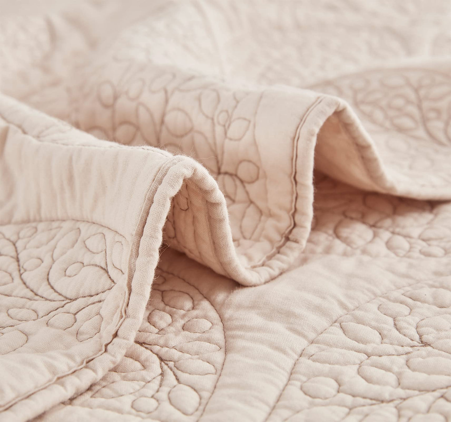 CHIXIN Botanical Cotton Quilt King Size - Real Stitching Leaf Pattern - Quilted Bedspread Coverlet Set, Ultra Soft, Lightweight, Reversible, 3 Piece, Oatmeal