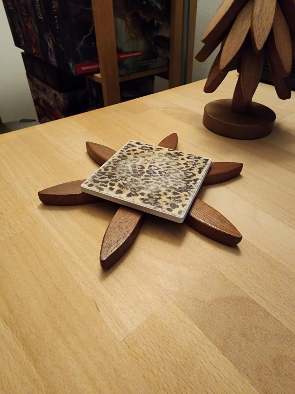 Tree Shape Trivet Set – 4 Wooden Trivets + 1 Stand for Hot Dishes, Pots, Bowls, Teapots, and Hot Pan Holders (Walnut)