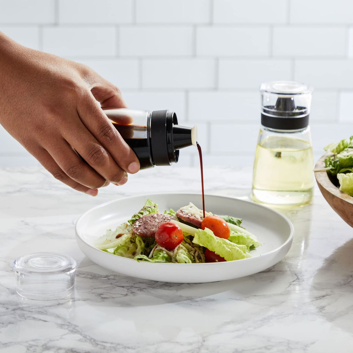 Juvale 2-Piece Small Olive Oil and Vinegar Dispenser Set - Glass Salad Dressing Cruet Bottles for Balsamic, Soy Sauce, with No Drip Tops (5.5 oz) - Oil Dispenser for Kitchen