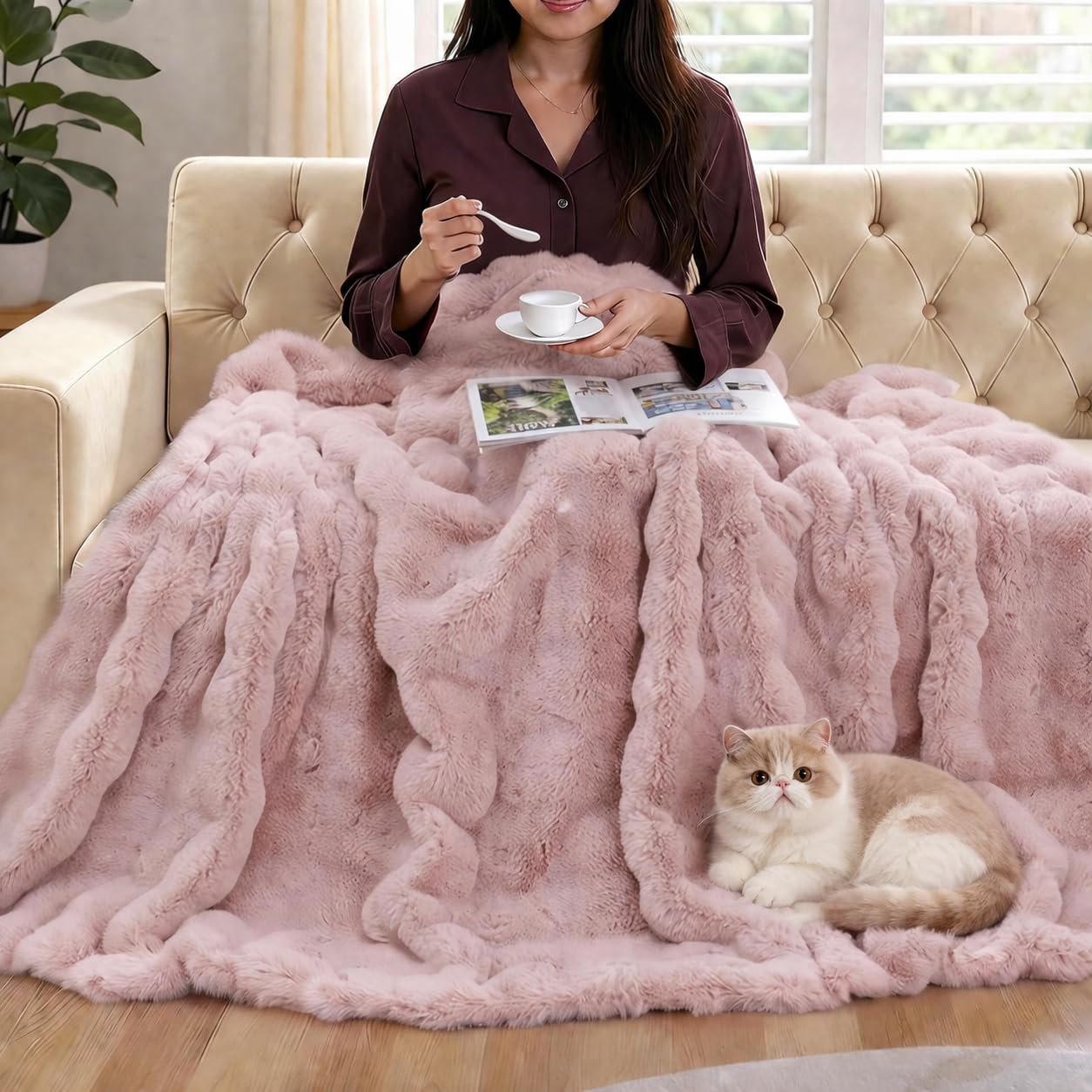 Ghouse Bubble Faux Fur Throw Blanket 50"x60" – 860 GSM Extra Soft Plush Pink Decorative for Couch, Machine Washable Lightweight Blanket for Sofa Bed Living Room, Cozy Gift for Women