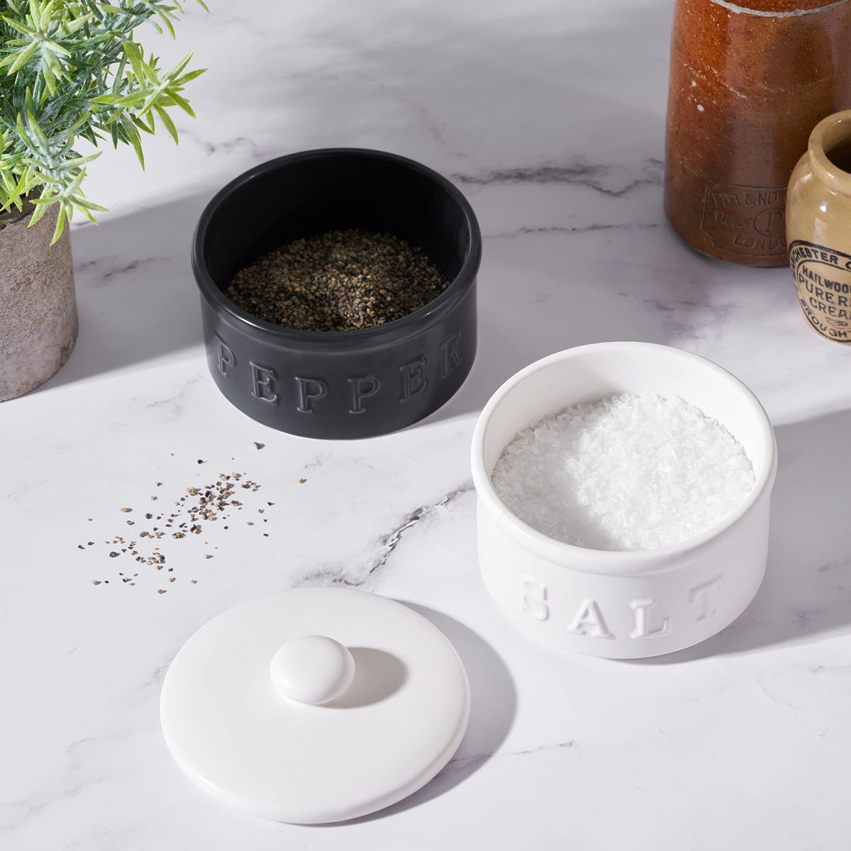 enkiware Salt and Pepper Bowls with Lid, Set of 2 - Stackable Rustic Farmhouse Decor for Your Kitchen - Containers and Boho Tabletop Accessories for Home - Ceramic Seasoning Holder for the Counter