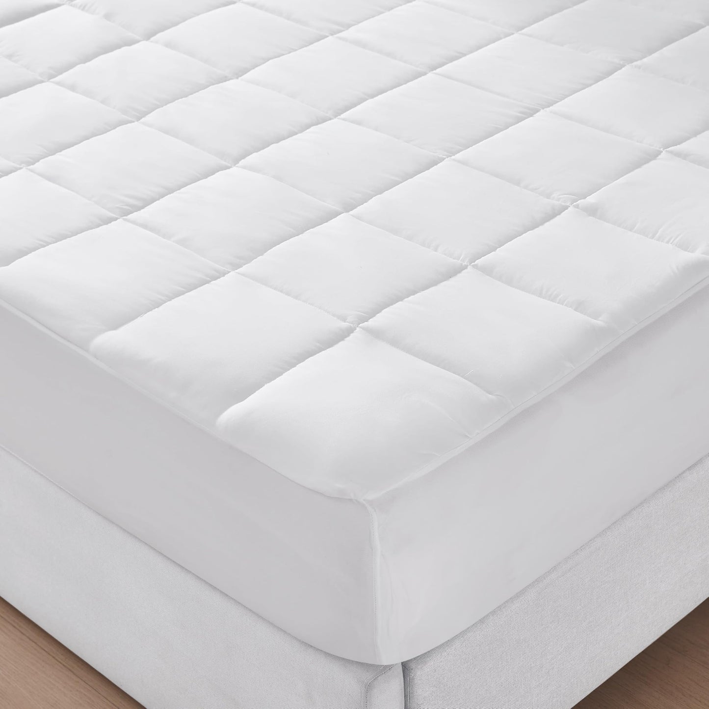 Truly Soft Waterproof and Moisture Wicking Queen Mattress Pad