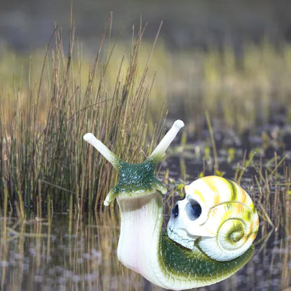 Funny Snail Garden Statues Halloween Skull Snail Decoration Resin Sculpture Decorations Novelty Gift for Desk Indoor Outdoor Yard