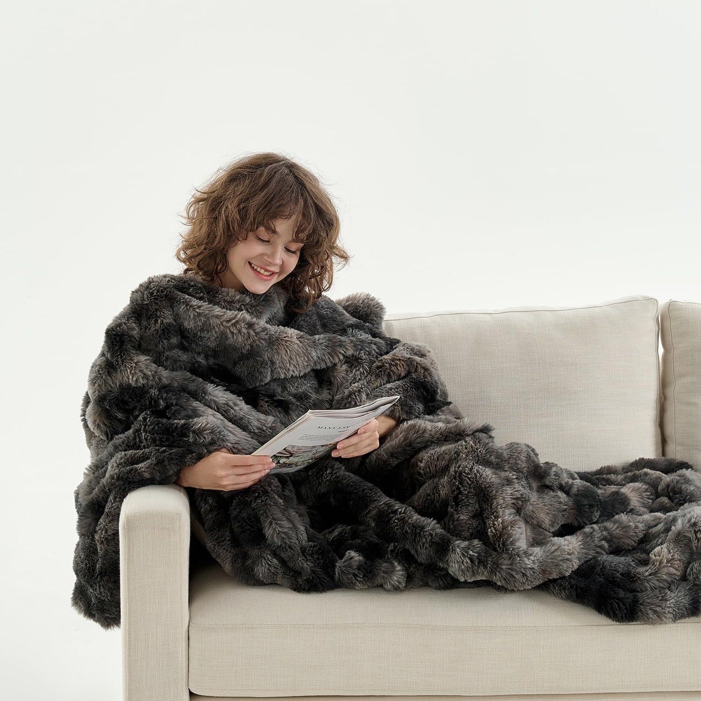 Wajade Fluffy Faux Fur Throw Blanket for Couch Bed Warm Cozy Blanket Luxury Soft Thick Fuzzy Plush Bubble Blanket for Sofa Chair Tie-dye Dark Grey 50x60