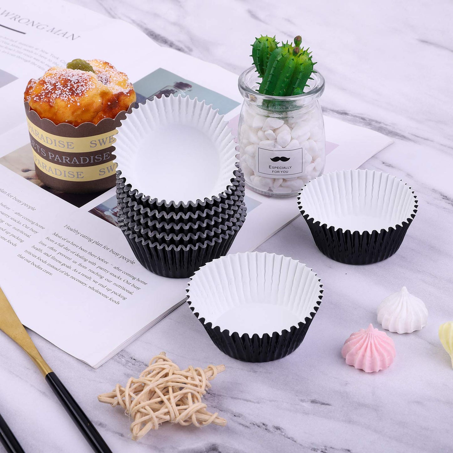 URATOT 100 Pieces Foil Metallic Cupcake Liners Muffin Wrappers Foil Baking Cups Muffin Paper Cases, Black