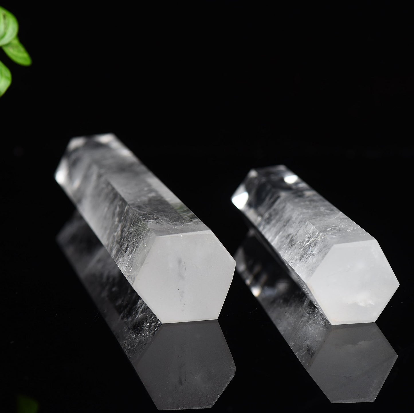 WUYOUSHI Large Clear Quartz Healing Crystal Tower 5.9-6.69" Natural Crystal Wand 6 Faceted Chakra Crystal Point Reiki Meditation Therapy