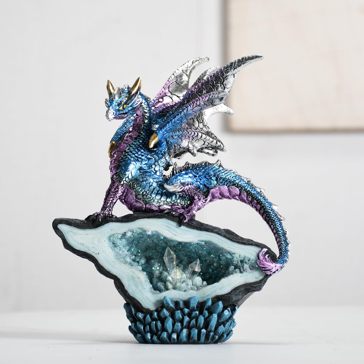 KalyZ@rts Mystic Dragon Crystal Cave Statue, Handcrafted Resin Art Sculpture with Geode, D&D Decor, Fantasy Gifts, Perfect Fantasy Decor for Desk/Home/Office & Unique Gift （Blue Dragon
