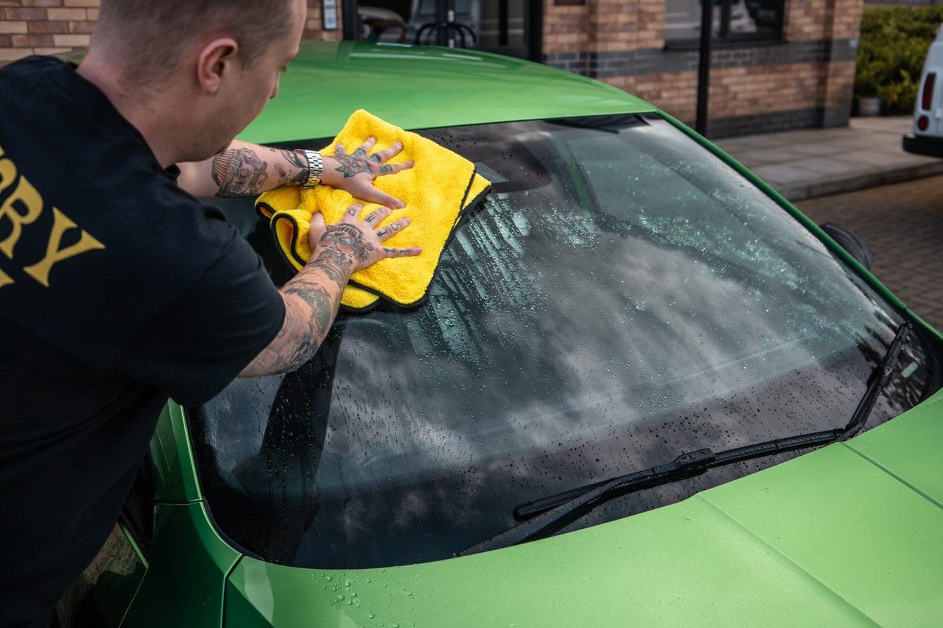 Meguiar's Supreme Microfibre Car Cleaning Drying Towel XL, Yellow - Clear Coat Safe, Super Absorbent - X1905EU