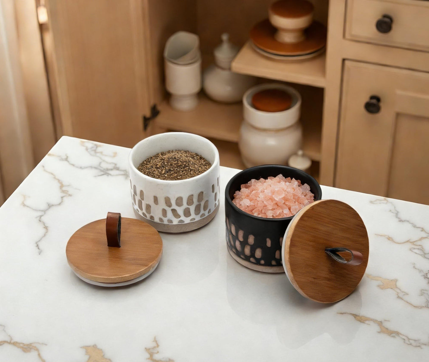 Small Canister 5 fl.oz Kitchen Salt Cellar, Ceramic Jar with Airtight Lid Spice Pepper Butter Food Storage Jar for Matcha Mints Sugar Coffee Daily Vitamins Tooth Powder Decorative Jars (White)