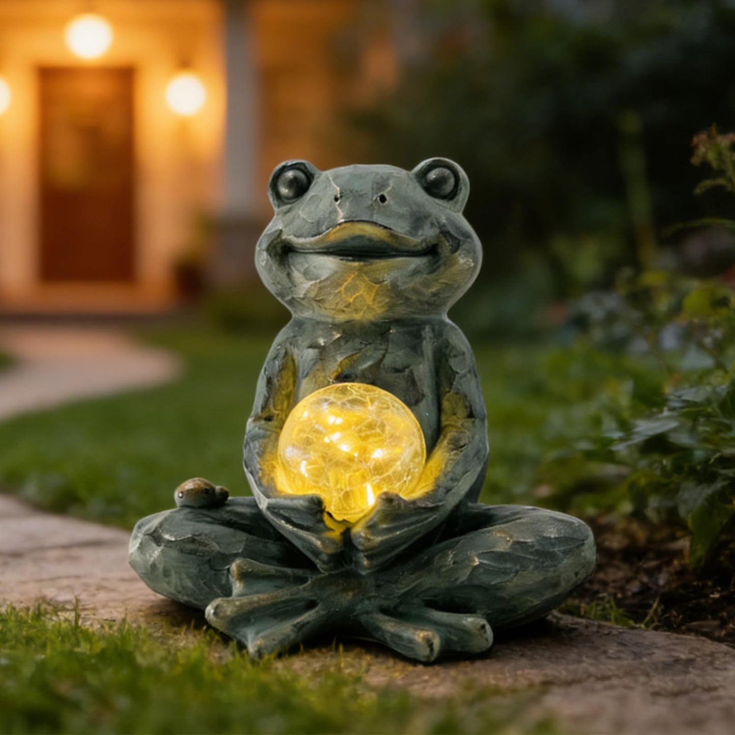 Brilliant Prospect Zen Yoga Frog Garden Statue, Outdoor Decor, Solar Patio Garden Sculpture Ornament, Frog Figurine Lamp Light, Meditation Frog Gift Ideas for Women