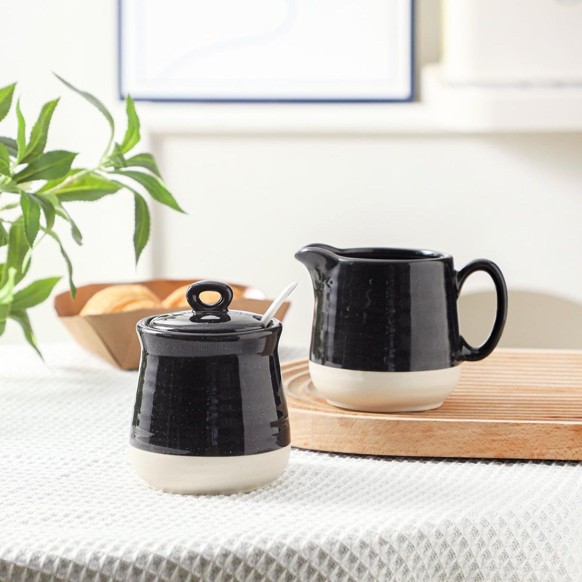 Hasense Porcelain Sugar and Creamer Set, 3 Piece Coffee Serving Set with Cream Pitcher, Sugar Bowl, Lid & Spoon, 10 Oz Farmhouse Decor for Coffee Bar, Black