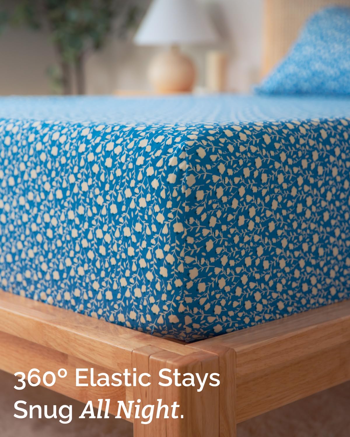 Floral Sheets - Blue & White Bed Sheet Set - 1 Flat, 1 Fitted & 2 Pillowcases w/ Deep Pockets - Comfy, Cozy, Wrinkle & Fade Free - Boho Botanical Bedding - Soft, Breathable & Cooling - Queen Size Set