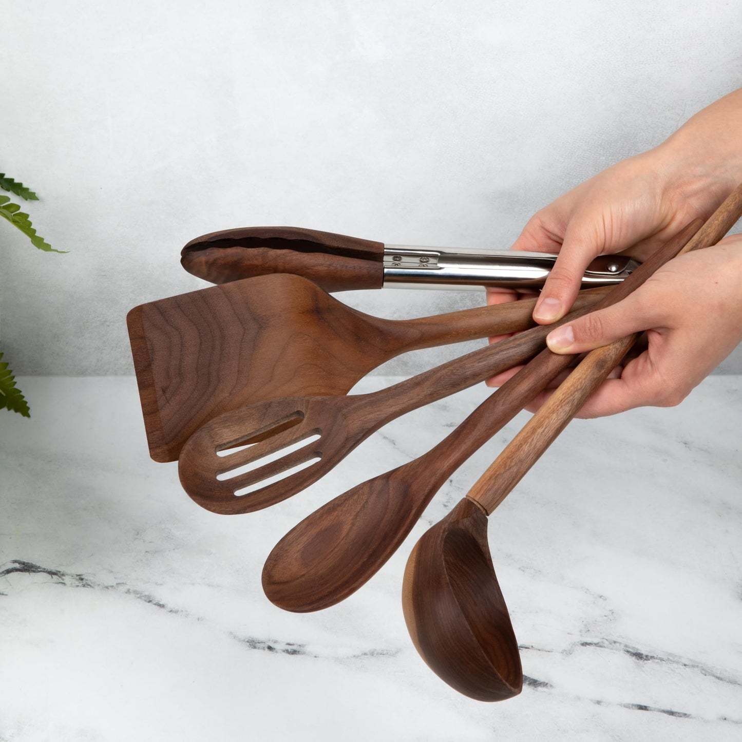 Salt & York 5-Piece Walnut Kitchen Utensil Set with Turner, Tongs, Slotted Spoon, Ladle and 12" Spoon, Farmhouse Style Kitchen & Cookware, Ideal for Entertaining, Wedding and Housewarming Gift