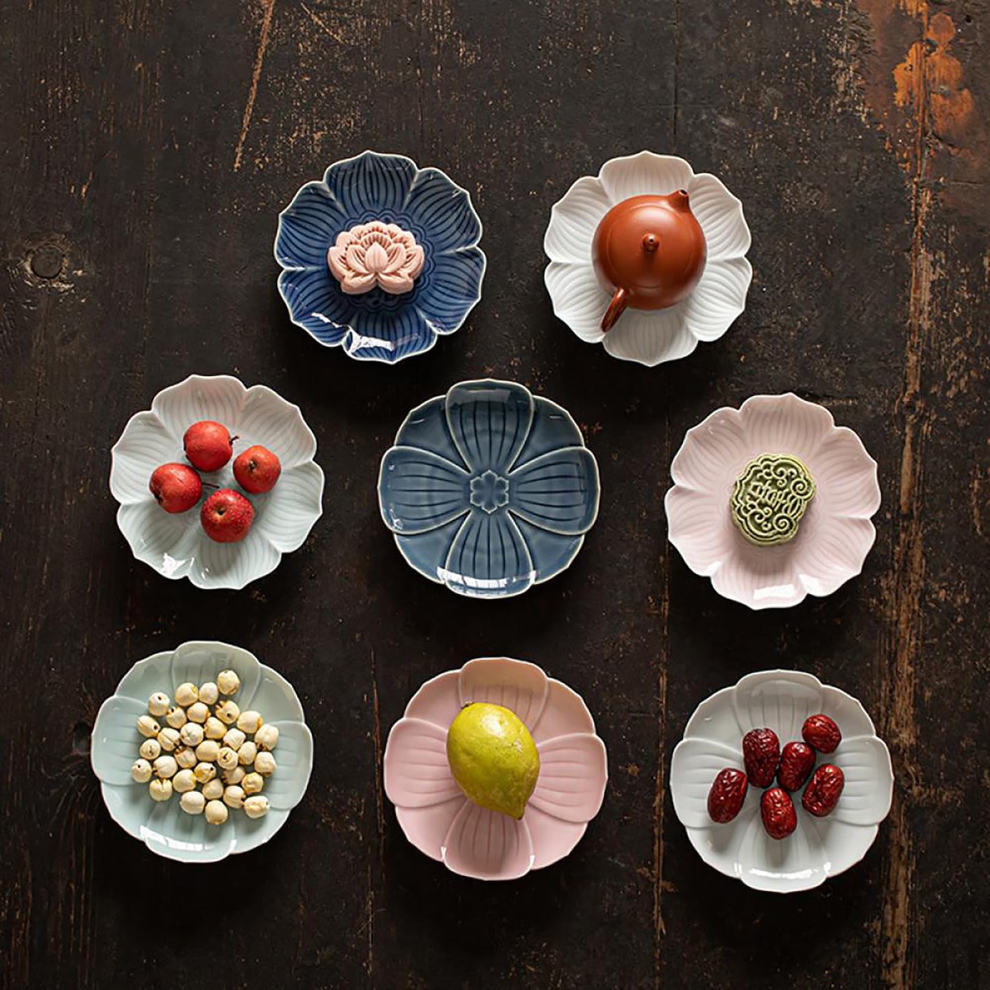 Gaolinci Zen Ceramic Lotus Shaped Appetizer and Dessert Plates (Set of 4)