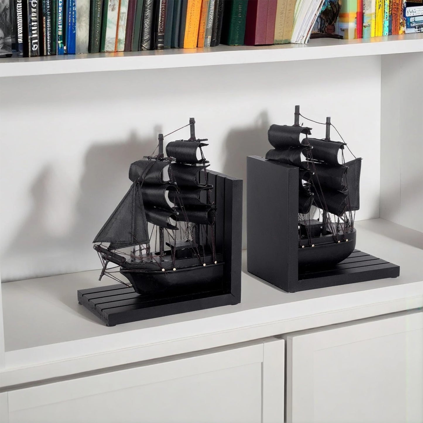 NAUTIMALL Wooden Ship bookends The Black Pearl Pirate 10" Prebuilt Caribbean Coastal Sailboat Decor Nautical Gift for Enthusiasts