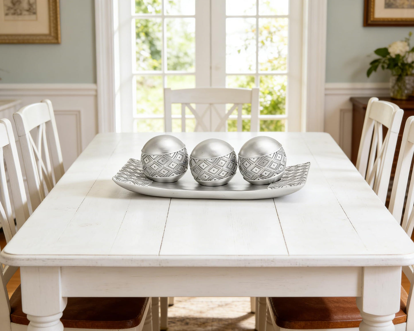 BOIHEGU Silver Decorative Orbs with Tray Set, 3Pcs Resin Decorative Balls with Tray, Modern Accent Sphere for Coffee Table, Dining Table, Living Room, Entryway