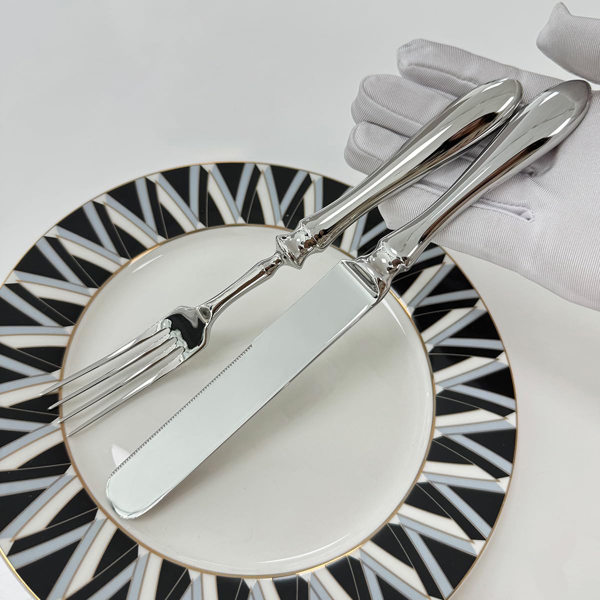 36-pcs Silverware Set with Shell-shaped spoons Cutlery Flatware for 6 Utensils 18/10 Stainless Steel Flatware Sets Utensil Premium Spoons Knife Fork for Kitchen Restaurant Banquet Wedding Christmas