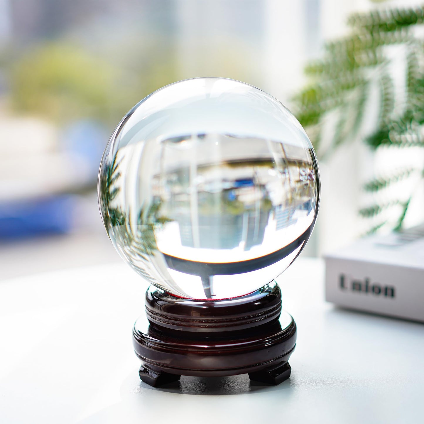 QFkris 150mm/6inch Clear Crystal Ball with Wooden Stand Fortune Teller Mystical Quartz Ball Photography Props FengShui Divination Spheres