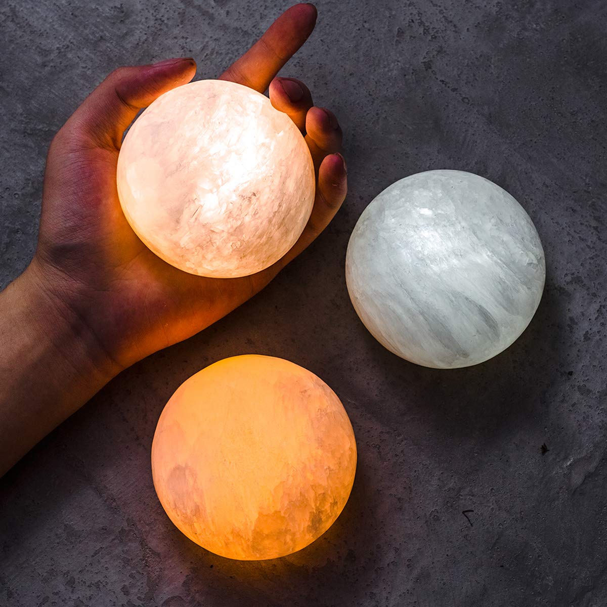 MIYA LIFE Selenite Lamp Hand Carved Stone Lamp Rechargeable Taplights Selenite Crystal Light with Dimmer (White/Warm/Yellow) for Bedroom Healing Natural Crystal Light (1 Piece, Round Taplight)