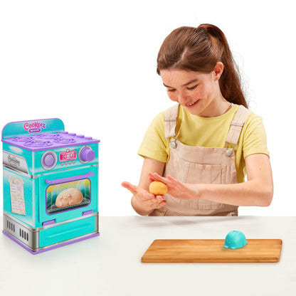 Cookeez Makery Oven, Mix & Make a plush best friend! Place your Dough In The Oven And Be Amazed When A Warm, Scented, Interactive, Comes Out! Which Surprise Bake Will You Make?