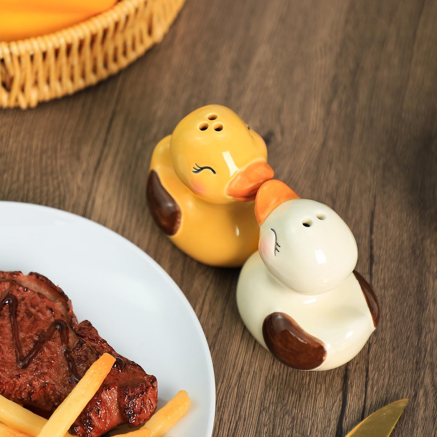 Bicuzat Ceramic Duck Shape Salt & Pepper Shakers Set, Hand-Painted Cute Duck Salt and Pepper Shakers, 2 PCS Set