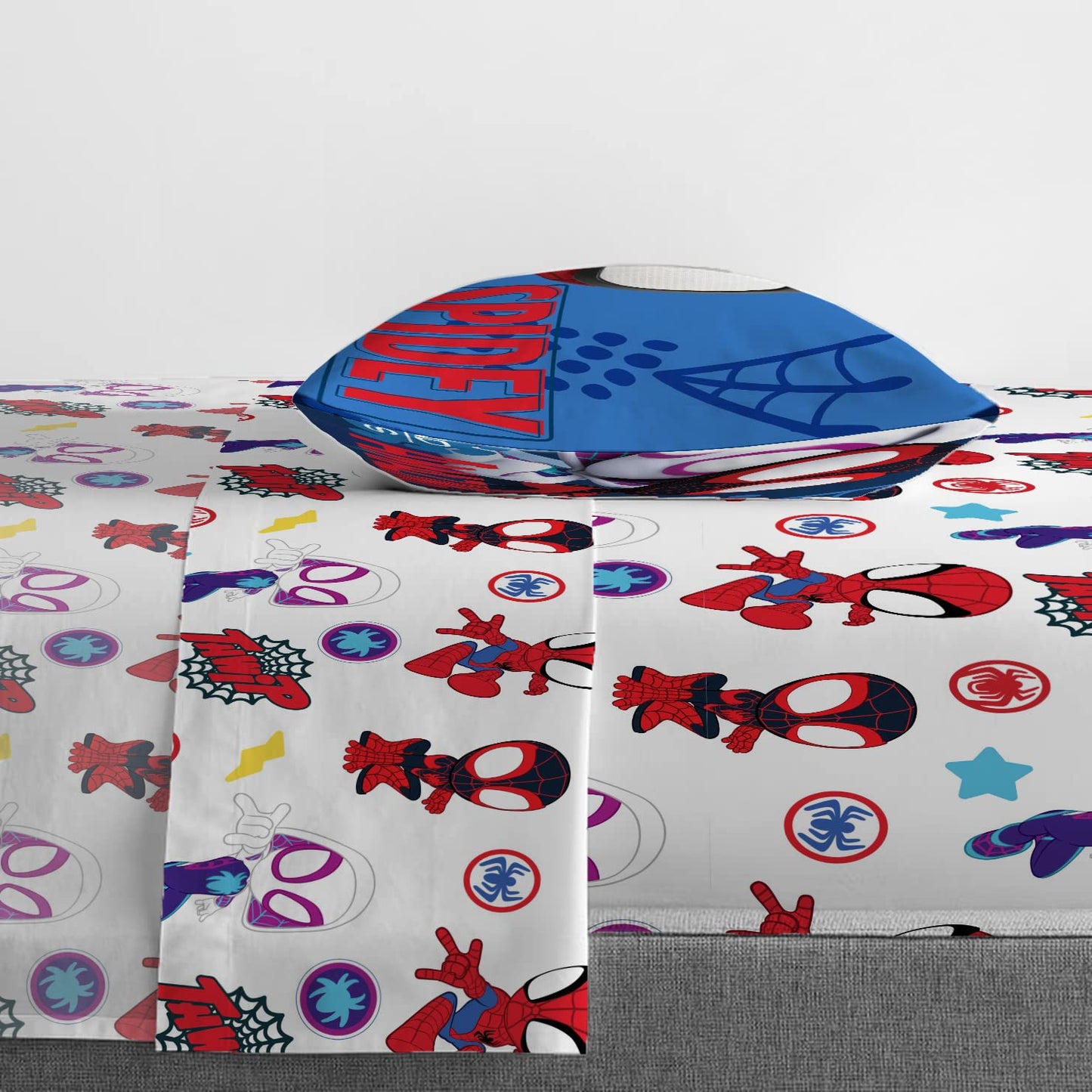Jay Franco Kids Sheet Set with Fitted, Flat Sheets & Pillow Cover - Ultra-Soft Bedding with Pillowcase for Room Decor, White - Spidey & Friends, 3 Piece Twin