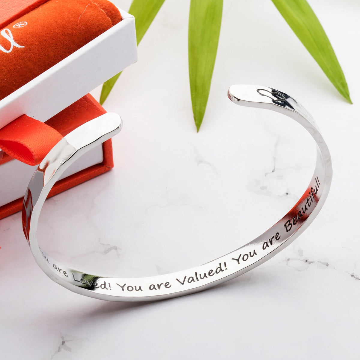Carviell Inspirational Bracelet for Women – Personalized Cuff Jewelry, Encouragement Gifts for Teens, Mom, Sister, Daughter, Cousin – Motivational Bangle, Affirmation Jewelry, Uplifting Present