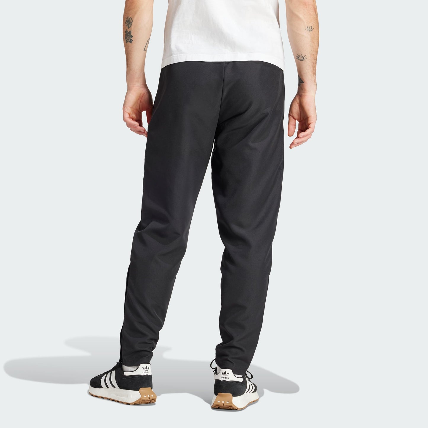 adidas Men's Entrada 22 Presentation Pants, Black, M