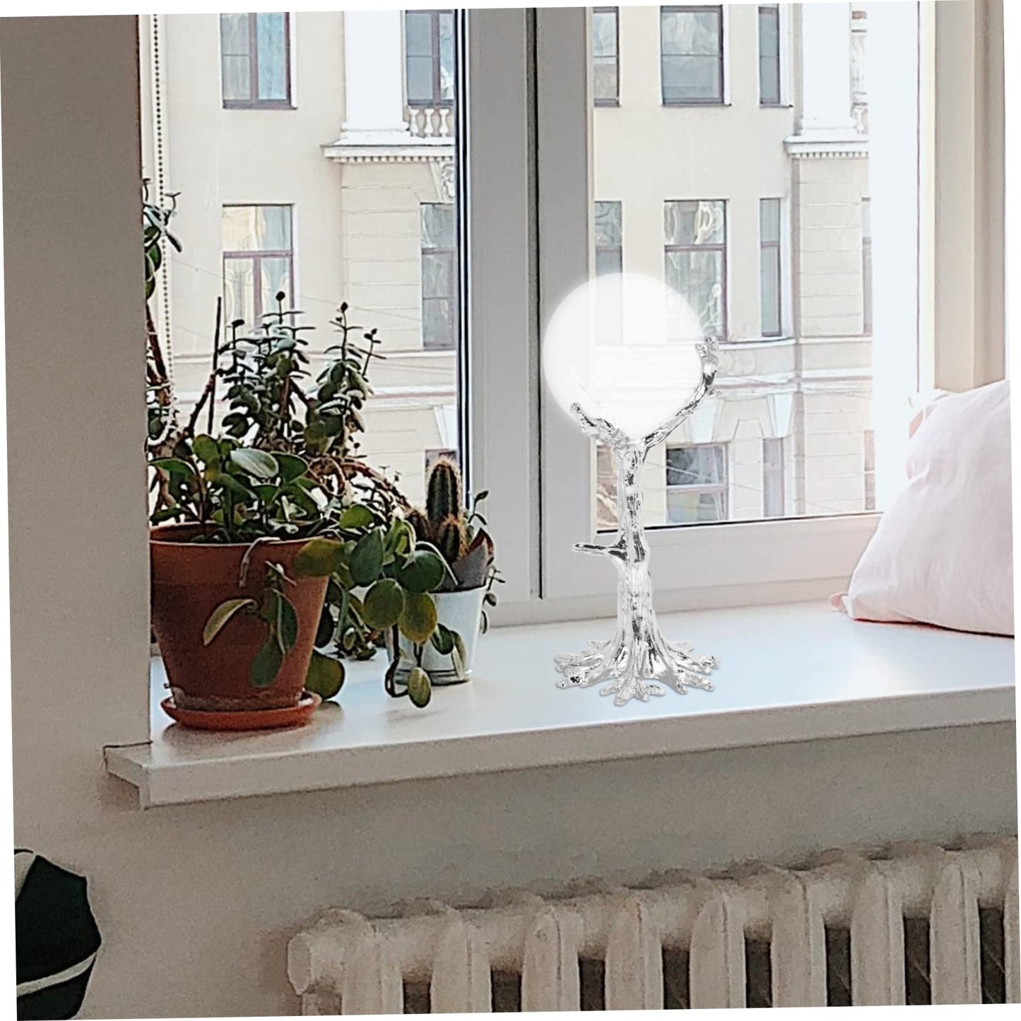 Hemobllo Creative Tree Branch Shape Crystal Ball Base Display Rack Premium Iron Ore Stand for Crystal Balls Delicate Sphere Holder for Home Decor Compact Elegant Pedestal for Desk Table