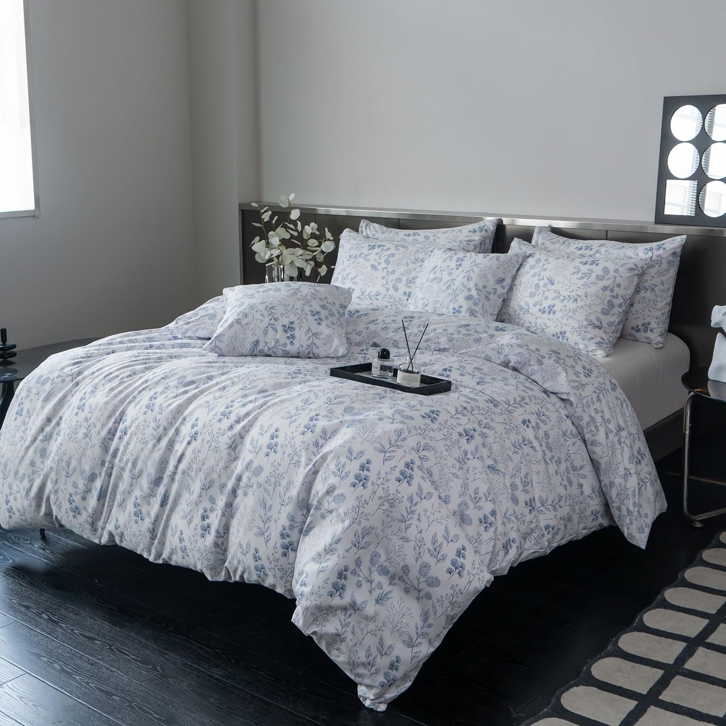 BUPIRD Queen Floral Comforter Set 3 Pieces Soft Cute Bedding Blue Flower Print Botanical Garden Style Comforter and 2 Pillowcases