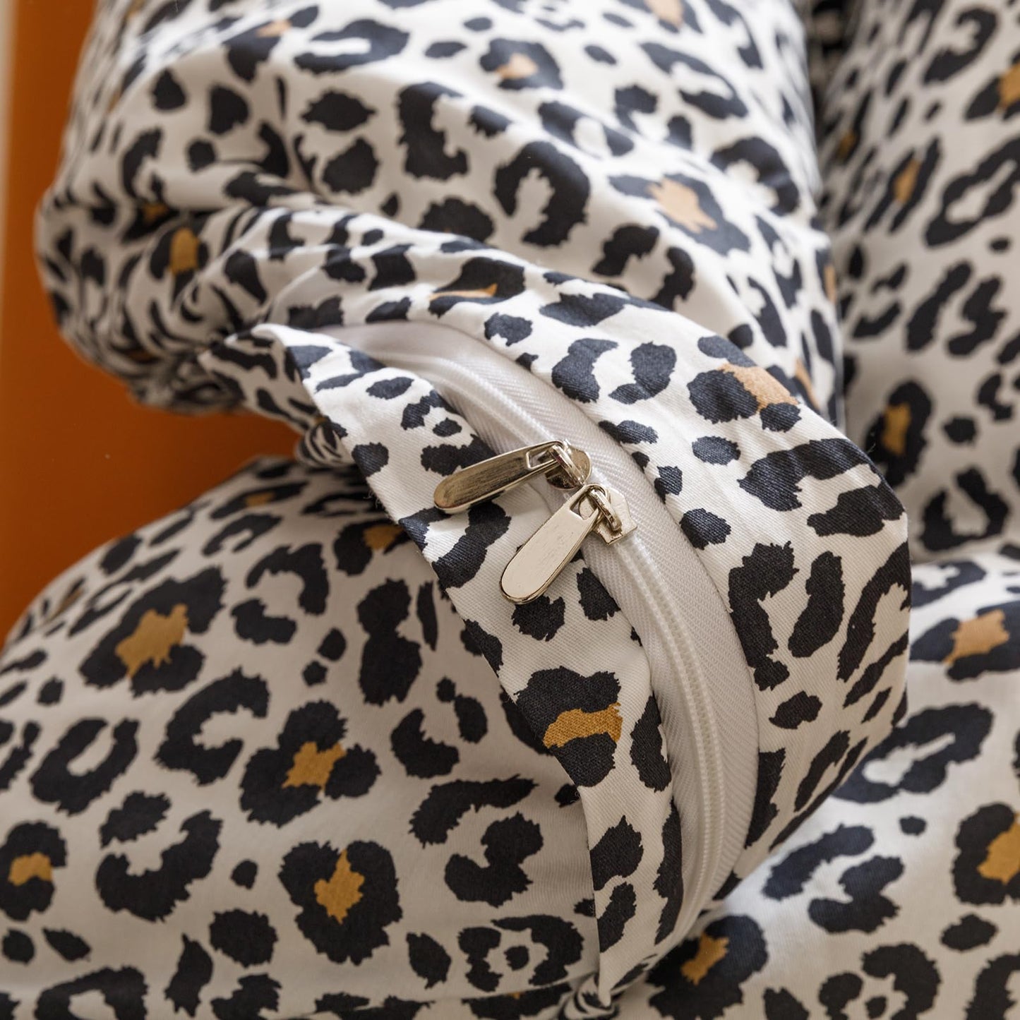 CLOTHKNOW Leopard Bedding Sets Queen Black Cheetah Print Duvet Cover Sets Black Brown White Comforter Cover Set Queen